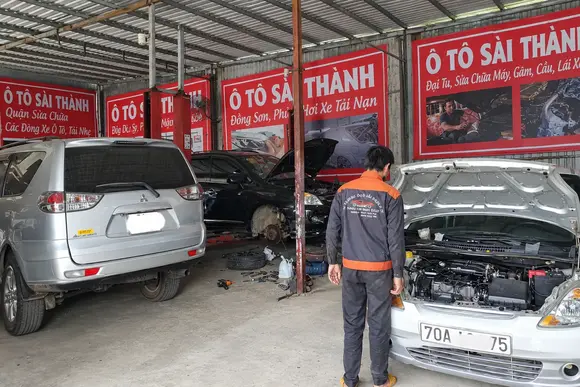 Sơn phủ gầm